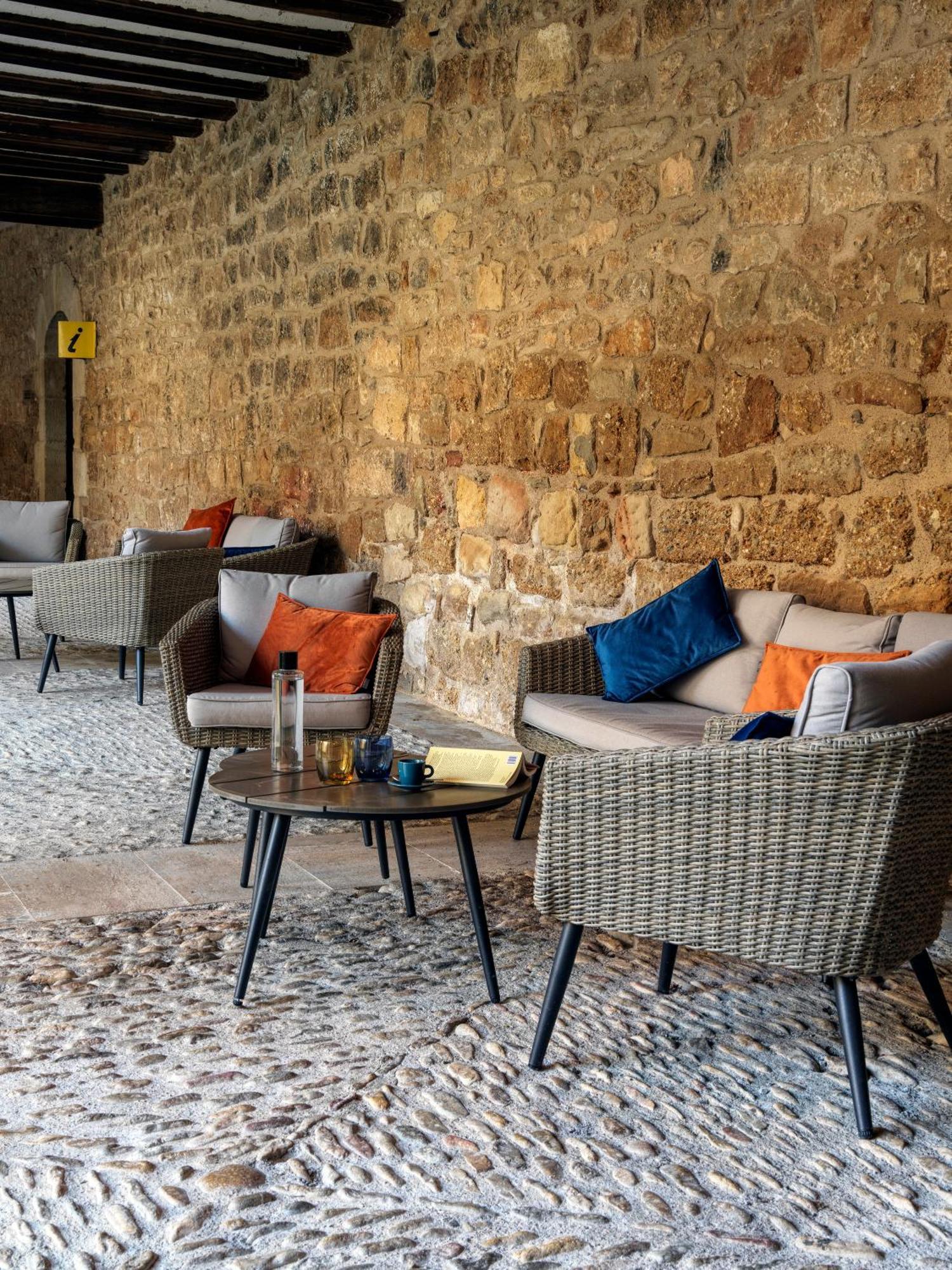 Santuario Virgen De La Fuente Hotel Peñarroya de Tastavins Екстериор снимка