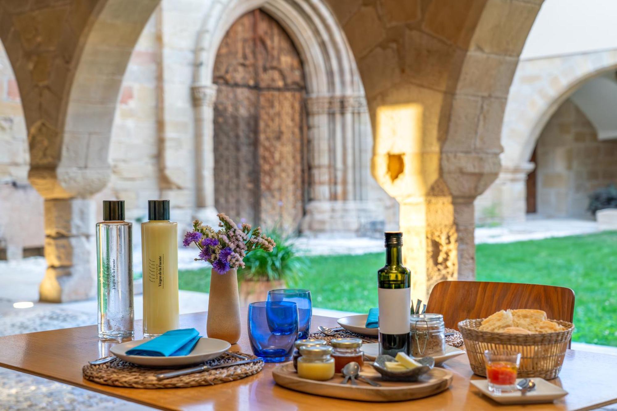 Santuario Virgen De La Fuente Hotel Peñarroya de Tastavins Екстериор снимка